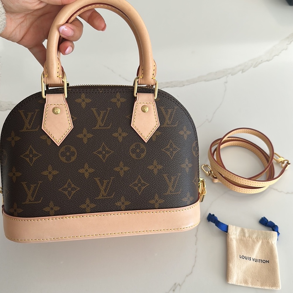 100% AUTHENTIC LOUIS VUITTON ALMA BB - EXCELLENT CONDITION